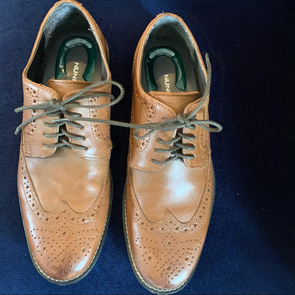 Nunn Bush wing tip oxford in cognac size 8.5